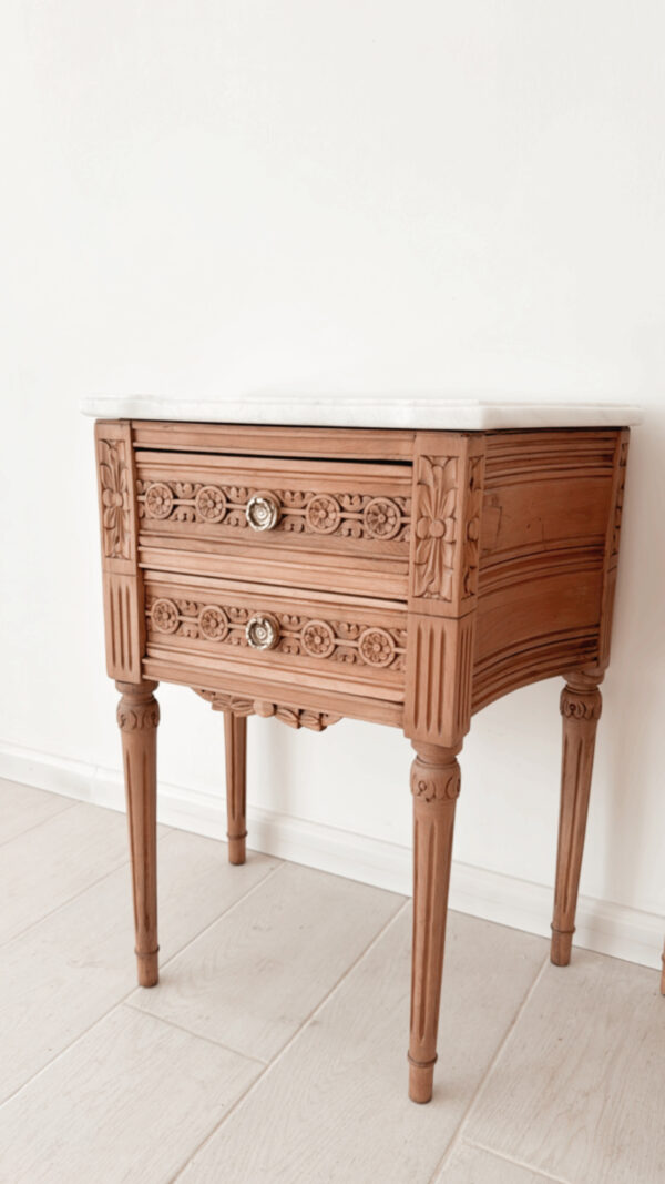 Mesitas Elizabeth IV - Imagen 2